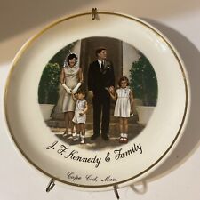 Vintage John F. Kennedy Family Portrait Commemorative Collectible Plate 7 “ picture