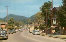 GATLINBURG, Tennessee, STREET SCENE 1955 Vintage Postcard Old Cars Shops People picture