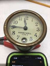 Antique Round Honeywell Type R Temperature Regulator Clock - Working With Key picture