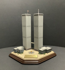 THE DANBURY MINT Twin Towers Commemorative 2001 Memorial Model WTC Ex Cond picture
