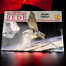 VTG 1992 MPC ERTL Star Wars Return Of The Jedi Shuttle Tydirium #8733 Model Kit picture
