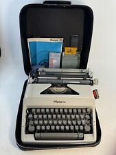 Vintage OLYMPIA SM9 Gray De Luxe Typewriter w/Case Working - Mint Condition picture
