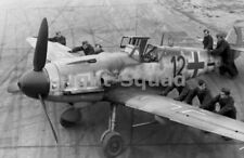 WW2 Picture Photo France 1943 German crew Bf 109G-6 fighter 2043 picture