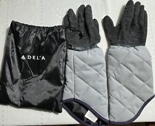 Delta Air Lines - Oven Gloves - Never Worn Branded Bag W/  Authenticity Letter. picture