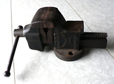 Antique 1900s Columbian Hardware Company Bench Vise No. 143 with Anvil 3
