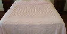 GORGEOUS PINK ON PINK VINTAGE CHENILLE BEDSPREAD - DOUBLE / DAY BED - MINT picture