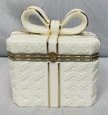 Vintage Ceramic Gift Box Ivory with Ribbon Beautiful Gold Trim 4.25