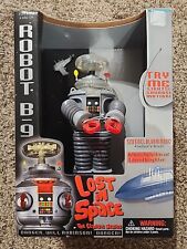 Lost In Space B-9 ROBOT W/ Laser Pistol Classic Series 1997. Excellent Condition picture
