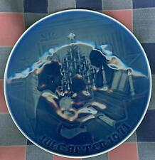 Bing & Grondahl Plate Christmas 1971 Christmas at Home  7 1/4 Inch Across picture