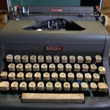 Royal Speed King Typewriter w/ Case, Key, Manuals, professionally serviced picture
