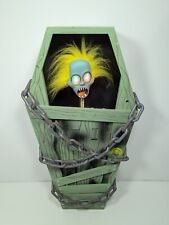 Gemmy Halloween Cursed Coffin Screaming Pop-up Zombie 18
