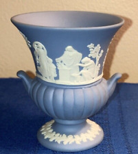 Vintage Wedgewood Small Vase/Urn with Handles signed made in England EUC picture