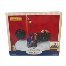 Lemax '07 Sneak A PEEK Coventry Cove Lighted Animated Village Table Accent VIDE0 picture