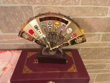 Chinese Style Decorations - Beijing Opera Mask - Golden Metal Fan - Display picture