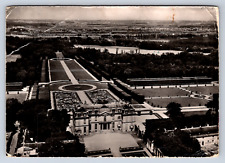 Vintage Postcard Champs Le Chateau et las Jardins picture