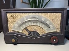1951 Westinghouse H-350T7 Bakelite Radio RECEIVES STATIONS STATIC PARTS REPAIR picture