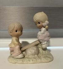 Vintage 1977 Precious Moments “LOVE LIFTED ME” E-1375/A Figurine picture
