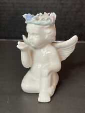 Vintage Angel Cherub Sitting Blowing Kiss White Porcelain 3.5” Flower Wreath picture