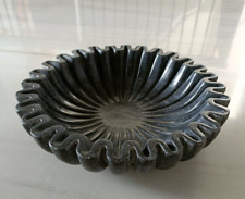9 Inch Greyish Black Marble Ribbed Wave Ruffle Scallop Decorative Bowl for Home picture