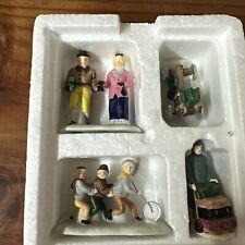 Dept 56 Nicholas Nickleby 5929-3 Figures Christmas Box Dickens Village Set Of 4 picture