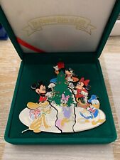 Disney Happiest Place on Earth Christmas Fab 6 pin with gift box  picture