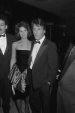 American actor Dustin Hoffman with his wife Lisa Hoffman 1985 Old Photo 1 picture
