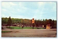 c1950's Westwood Motel Restaurant Dirt Roadside Marquette Michigan MI Postcard picture