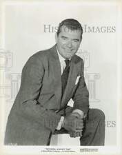 1957 Press Photo Jack Hawkins stars in 