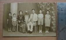 P6-Vintage B/W Rich Chinese Family Studio Photo Kids picture