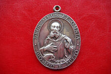 RARE XIX CENTURY VATICAN ITALY CHARITAS CHRISTI URGET NOS Donzelli SIGN MEDAL  picture
