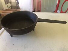 3-legged Spider Cast Iron Skillet with Gate Mark-    (2) picture