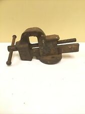 Columbian Vise No. 143  Cleveland Ohio Hardware Company cast iron steel bench picture