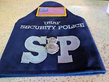 AIR FORCE USAF SECURITY POLICE Armband with numbered Mini SP Pin  picture