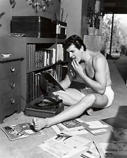ROCK HUDSON at Home in Boxer Shorts Photo   (226-F) picture