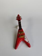 Red Wooden Gibson Guitar Souvenir Pin Rock & Roll Hall of Fame Cleveland OH RARE picture