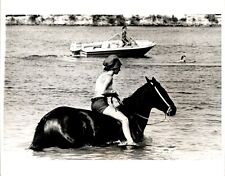 LG64 1972 Original UPI Photo MUGGINS VAN DERGAR 11-MILE HORSEBACK ON BEACH MIAMI picture