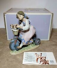 LLADRO “TRAVELING IN STYLE”  Retired #5680.    MINT WITH BOX.  picture