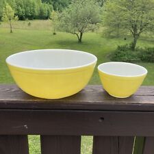 Vintage PYREX Nesting Mixing Bowls 