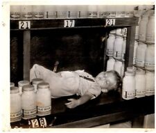 Little Boy Falls Asleep Grocery Store Shelf Asst Press Photograph 9x8