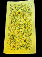 Vintage 70s Lady Pepperell Bath Towel YELLOW POPPIES 25x44