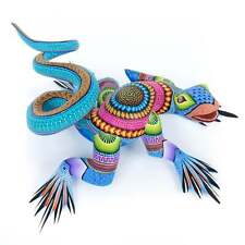 Exceptional Large Iguana - Oaxacan Alebrije Wood Carving picture