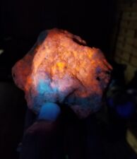 Natural top UV Reactive Tenebrescent Hackmanite With Richterite 335 Gram picture