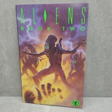 Dark horse comics Aliens book two Vol. 2 1st Printing - 1990 Pre-owned  picture