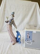 Lladro # 6507 A Mile of Style  