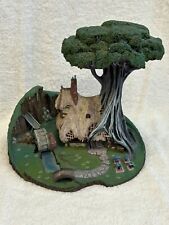 WDCC Enchanted Places SLEEPING BEAUTY WOODCUTTER'S COTTAGE Retired 1999 No Base picture