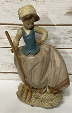 LLADRO SHARING THE HARVEST GRES PORCELAIN FIGURINE # 2179 RETIRED 2001 MINT  picture