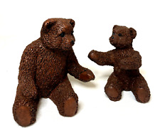 Vtg Red Mill Mfg Pecan Resin Bears Lot of 2 Sitting Parent & Child Made in USA picture