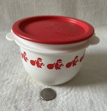 Tupperware One Touch White Bowl #2513A-4 Holiday Santa Red Seal 26oz Christmas picture