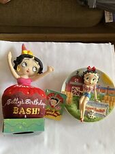 BETTY BOOP PLATE Kissing Booth 3D DANBURY MINT & BDay Bash March plush picture