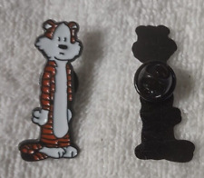 HOBBES the Tiger - pin Enamel Lapel brooch metal cartoon Calvin & Hobbes picture